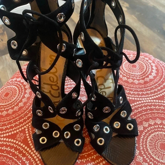 Sam Edelman Black heel sandals zipper back 6.5, 4 inch heel - Picture 2 of 8